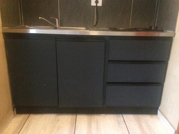 Bachelor for rental in allandaleview for R3500 with kitchen units and wardrobes with parking in a secured gated place For Rent in Allandale, Midrand