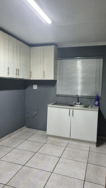 2 bedroom cottage for rental in allandale for R4500 with kitchen units and parking  For Rent in Allandale, Midrand